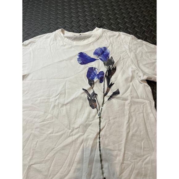 Golden Goose‎ Golden Tee with blue flower print White Shirt Womens Size Large - Picture 3 of 10